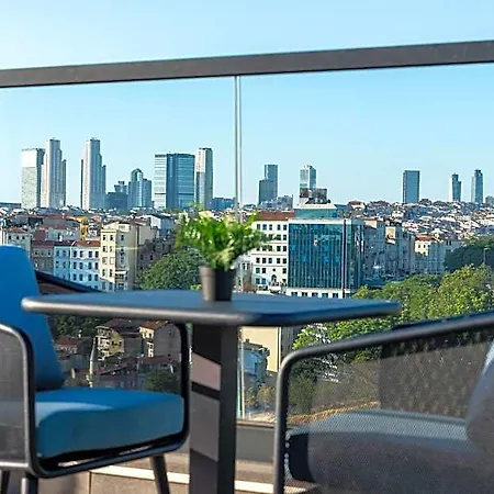 The House Galata Hotell