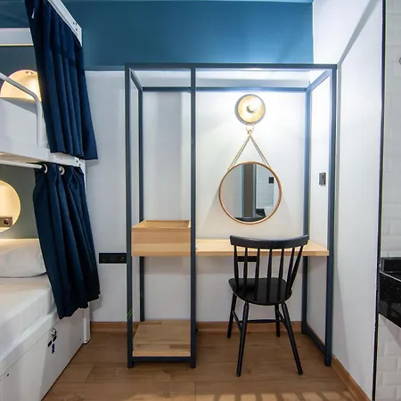 The Central House Galata Auberge de jeunesse *